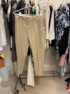 Banana Republic Women's Beige Chinos 👵MT